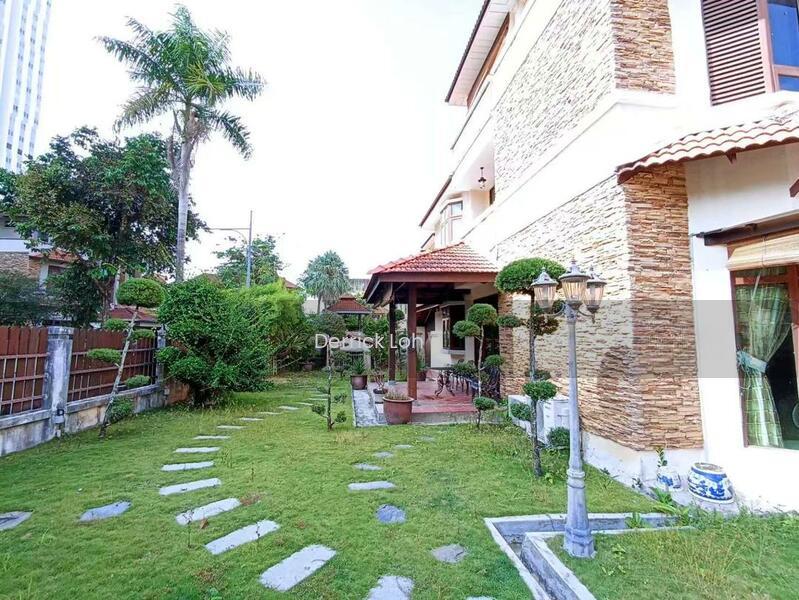 Lengkok Sungai Emas - 2