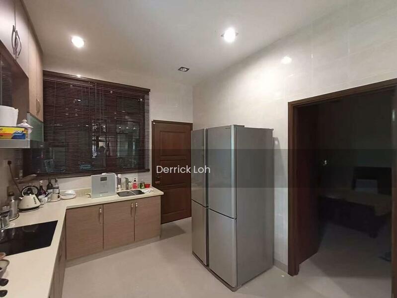 Lengkok Sungai Emas - 5