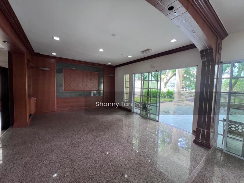 Bandar Sungai Long, Persiaran Sungai Long 5 - 4