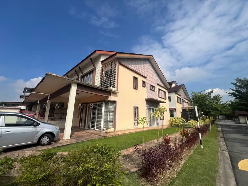 Alam D'16 Residency - 2