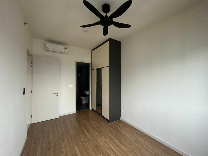 Infiniti 3 Residences - 4