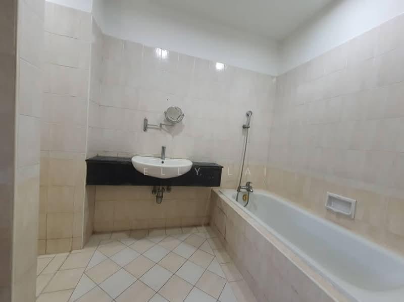 Taman Tasik Indah - 4