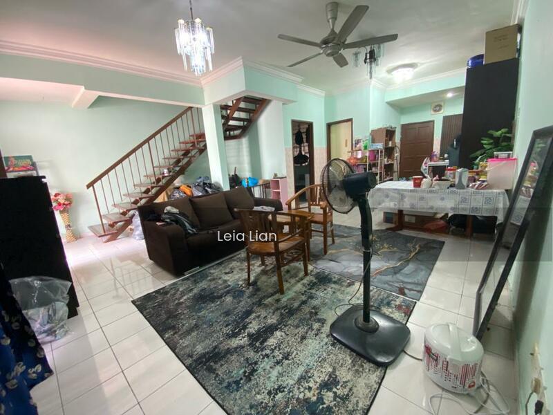 SP 4, Bandar Saujana Putra - 1