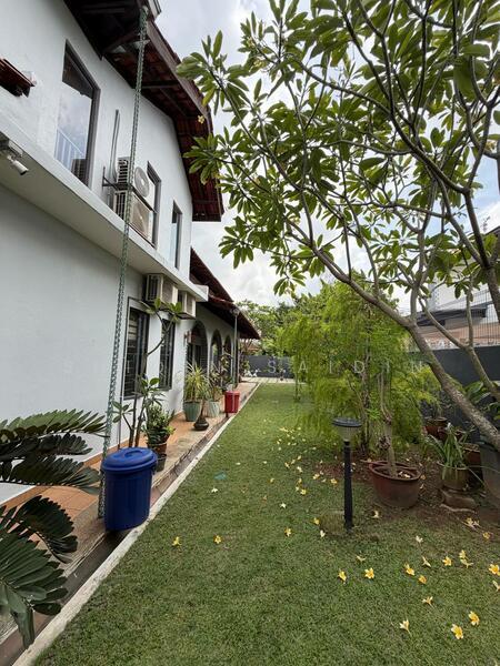 BUKIT KERAMAT - 2