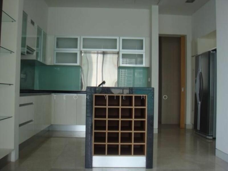 Suria Stonor - 5