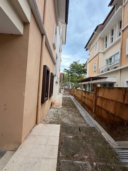 Idaman Hills - 3