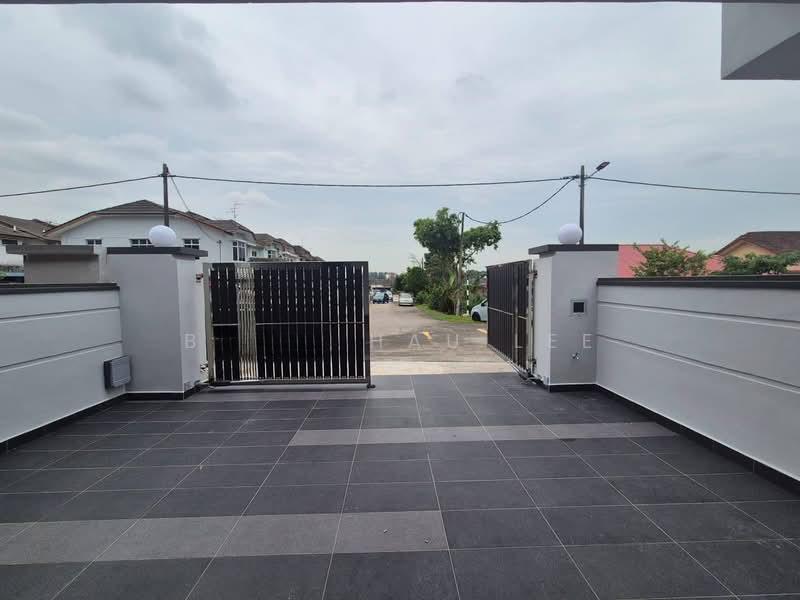 TAMAN UNIVERSITI - 2