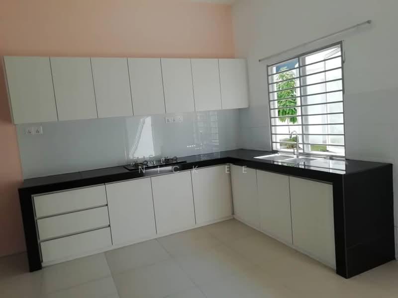 HILLTOP Corner House with Nice View | 24x75 4b4b | Cyberjaya - 5