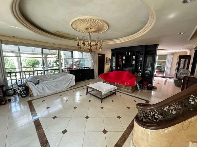 Jalan Tropicana Utama - 1