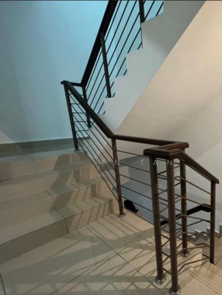 Kinrara Residence - 3 Storey Link House - 4