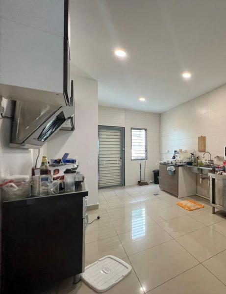 Kinrara Residence - 3 Storey Link House - 3