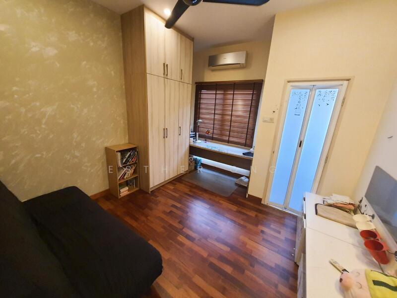 Odora Parkhome Sierra 16 - 5