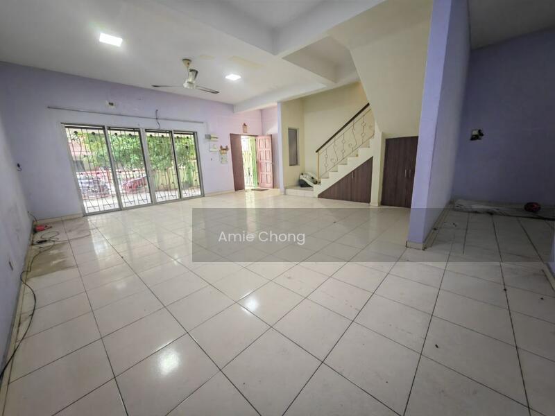 Gunung Rapat Super Link Double Storey For Sale - 2