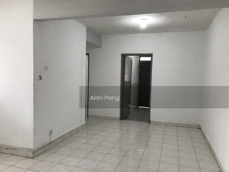 Happy Garden Apartment - 1