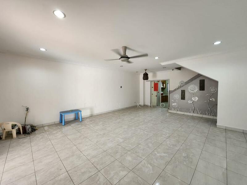 Taman Sri Putra Mas - 1