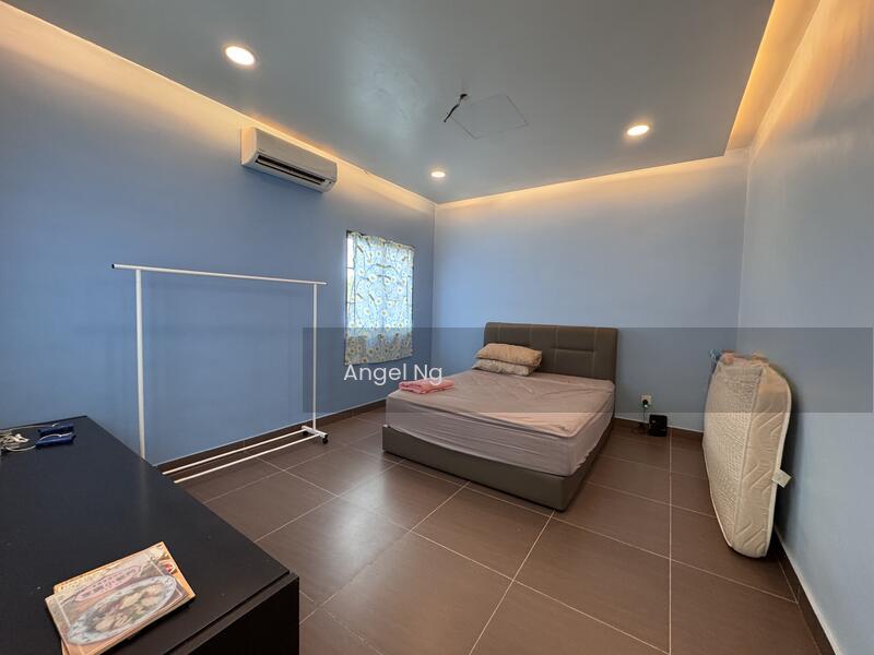 Beringin Avenue - 4