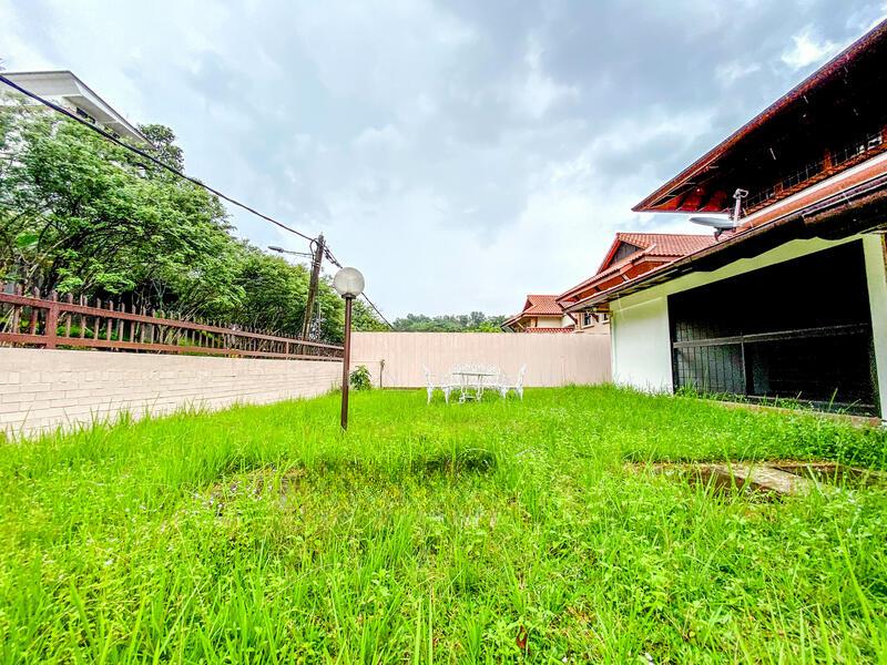 Charming Gem Gorgeous Beauty - 2