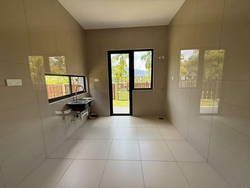 Brand new Rimbaran Semi D Setia Eco Templer - 4