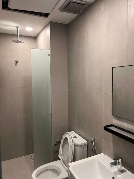 YOLO Signature Suites - 2