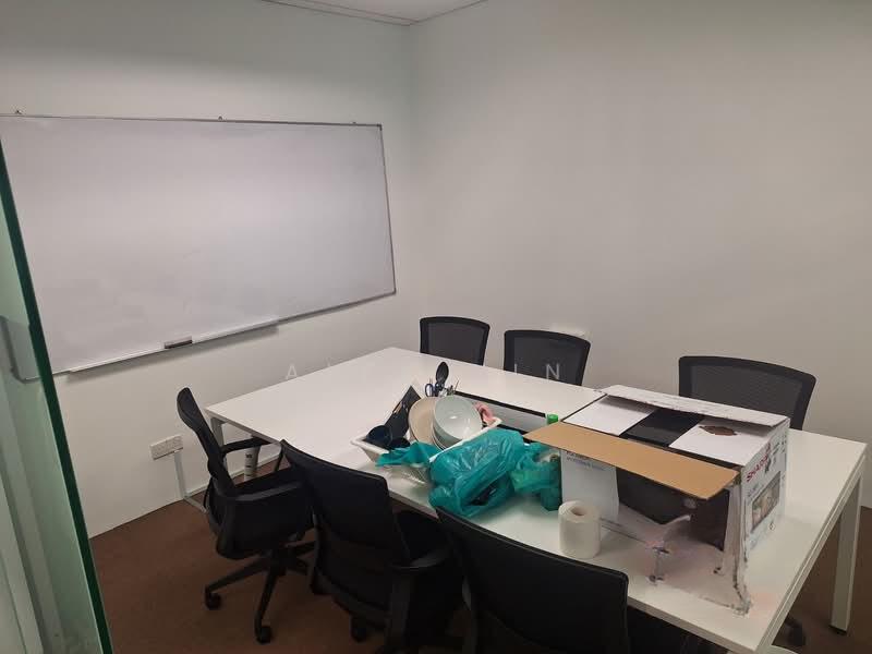 Strata Office Suites @ KL Eco City - 3