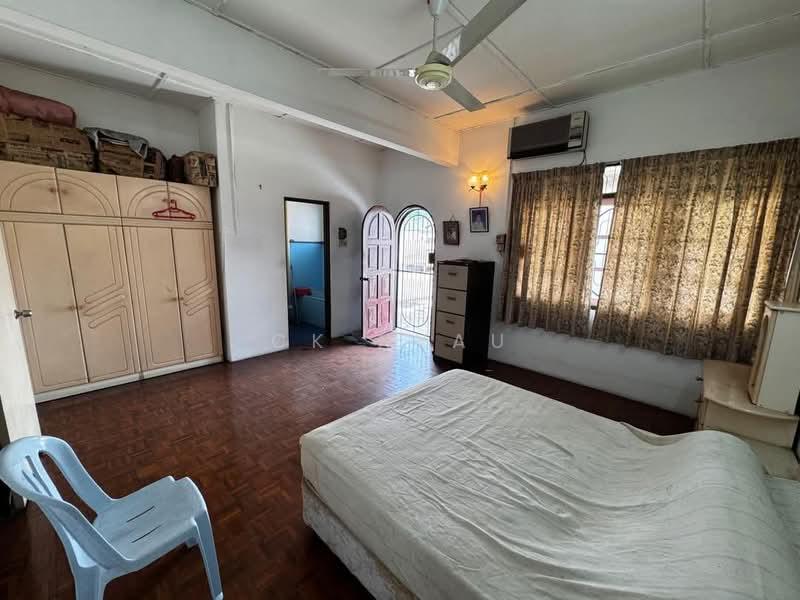 Ipoh first garden renovated extended 2 storey house for sale - 4
