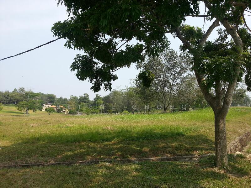 Bungalow Land at College Heights Garden Resort - 4