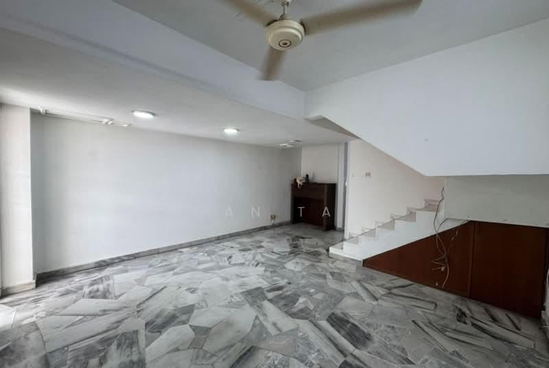 Bandar Menjalara - 3