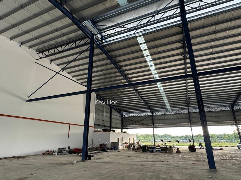 Kawasan Perindustrian Lukut, Kota Tinggi - 4