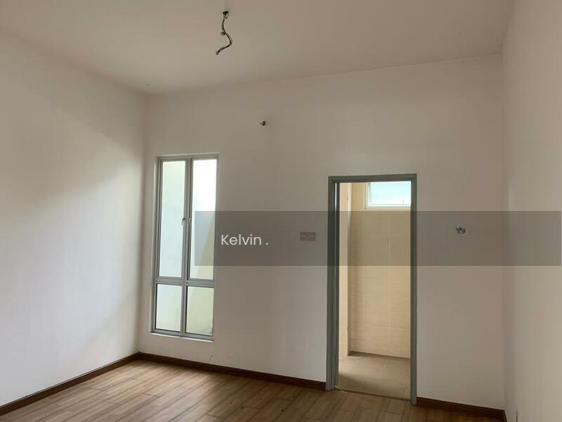 Corner Anggun 2 Semi D Kota Emerald Bandar Country Homes 1 Rawang - 2