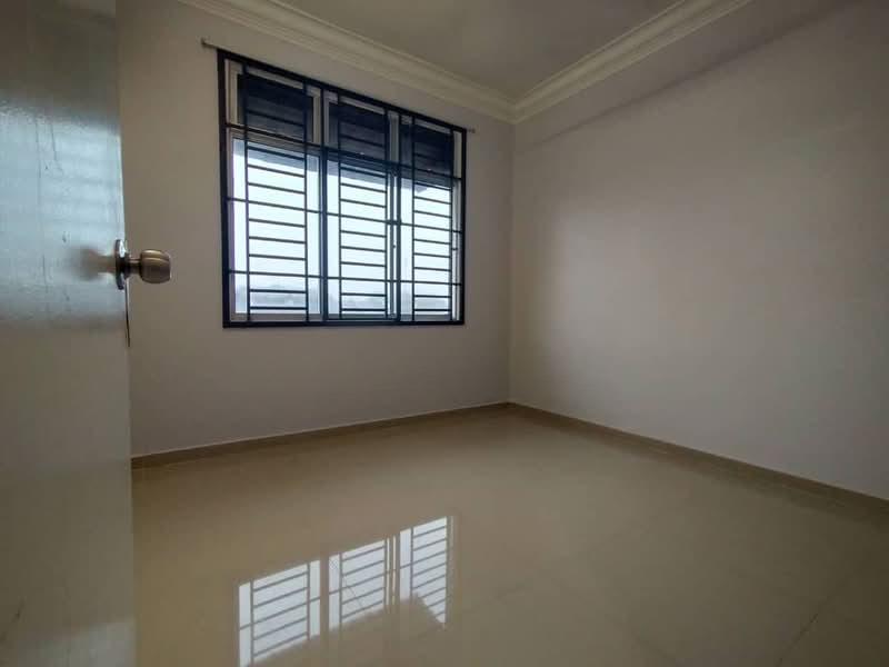 Flat Bukit Indah - 2