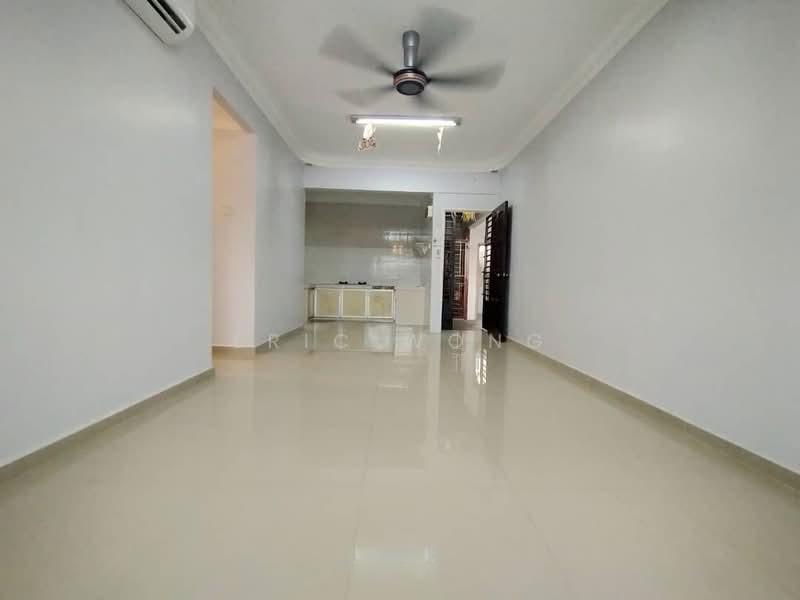 Flat Bukit Indah - 1