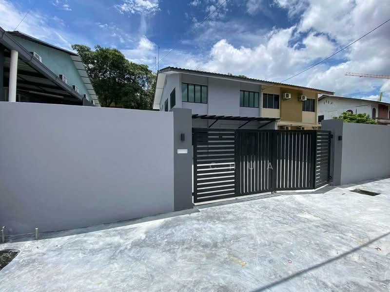 Taman Majidee Double Storey Semi D - 3
