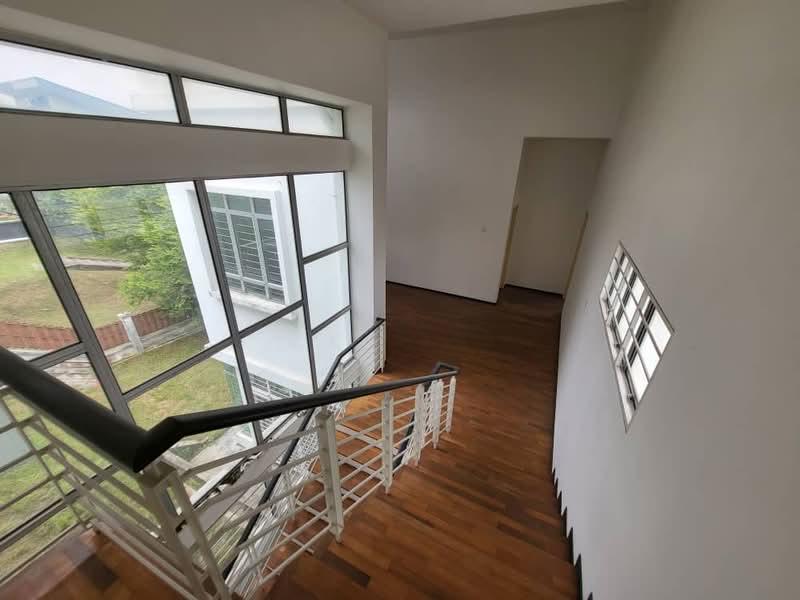 Peridot Hilltop Residence - 2