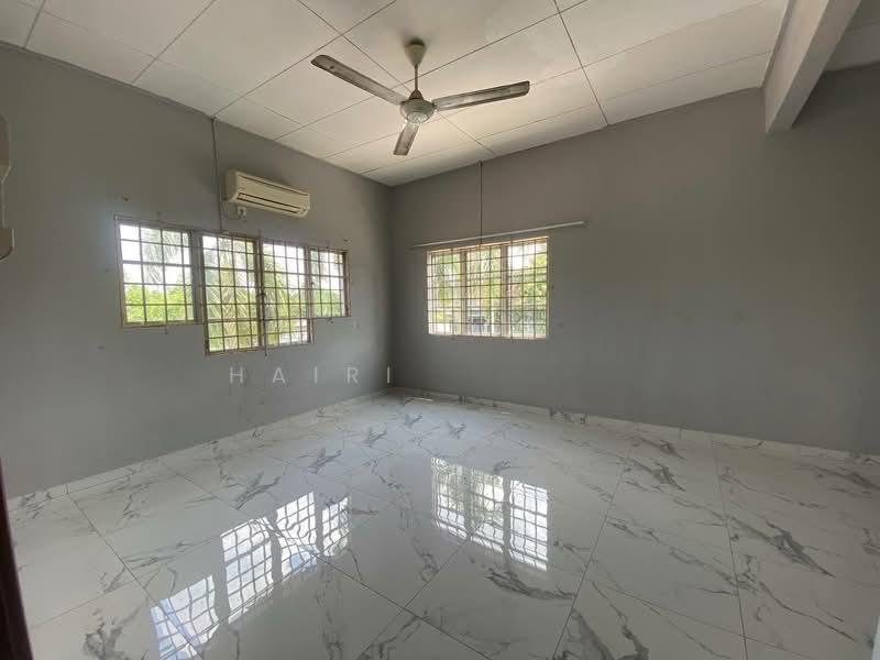 Bandar Bukit Raja, Jalan Zapin, Klang - 5