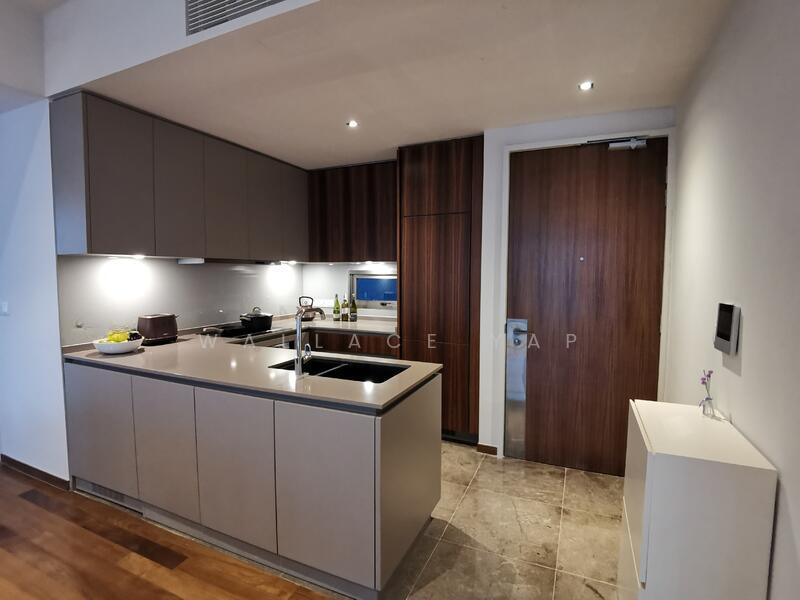 Armani Hallson KLCC - 2