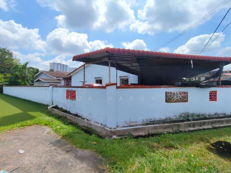 Taman Sri Intan - 4