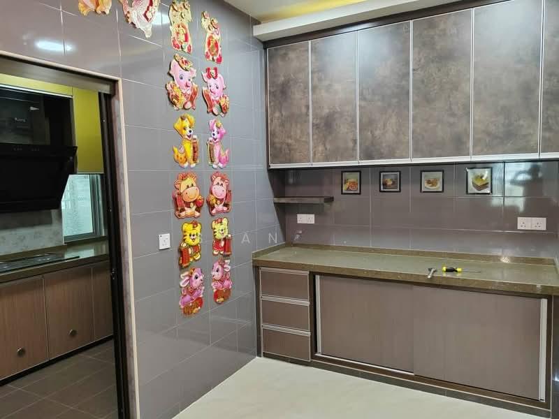 The Golden Triangle Condominium - 4