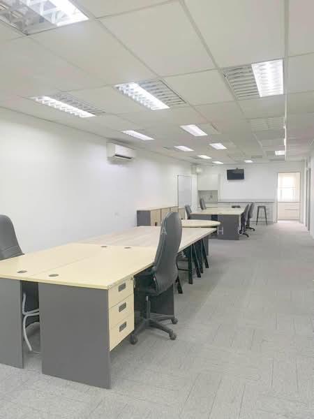 4.5% 3 storey Siera Park - 3