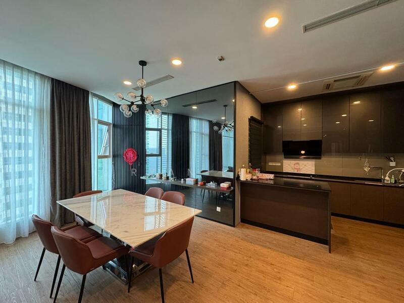 Quadro Residences - 1