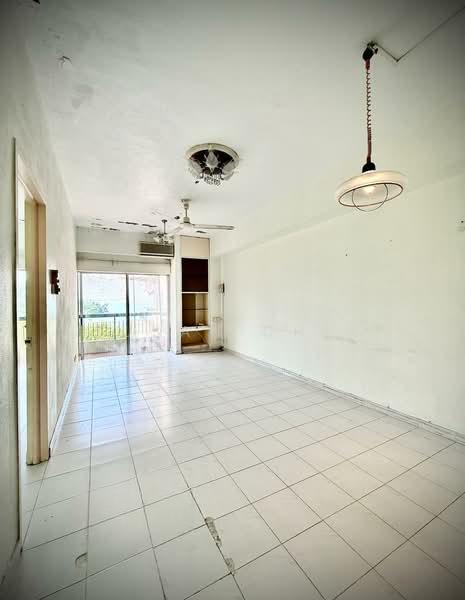 The Reef Condominium - 5