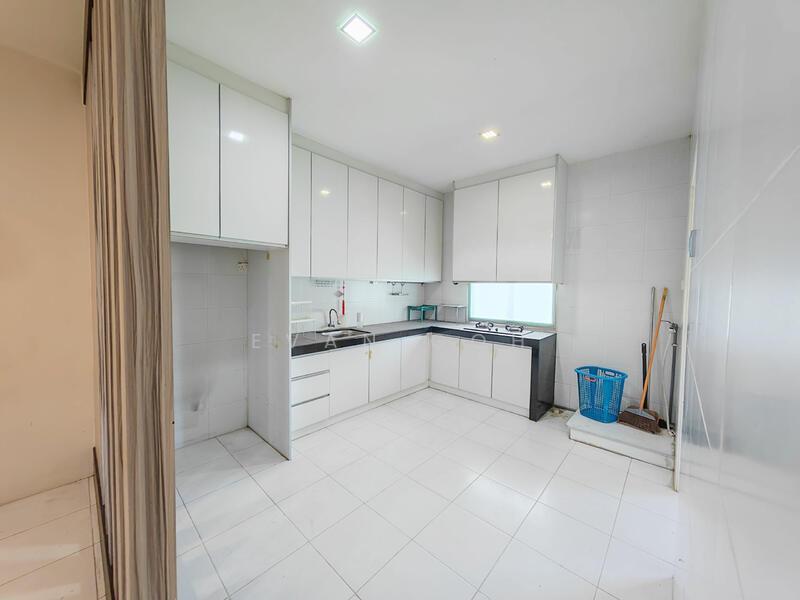 The Lake Residence - 1