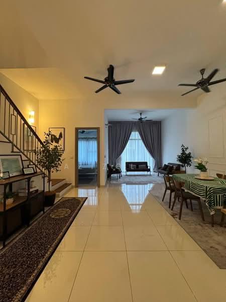Maple Residence @ Laman View - 4