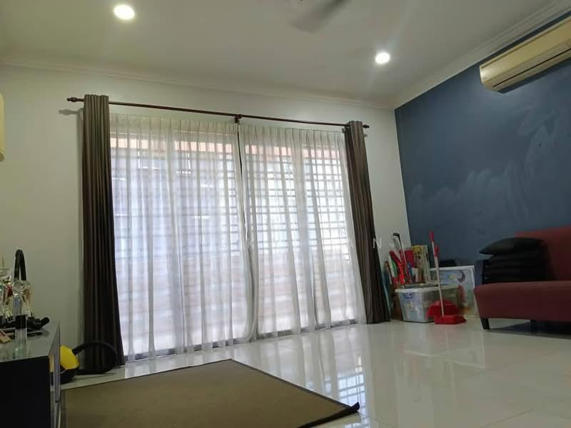 Bandar Sri Putra - 5