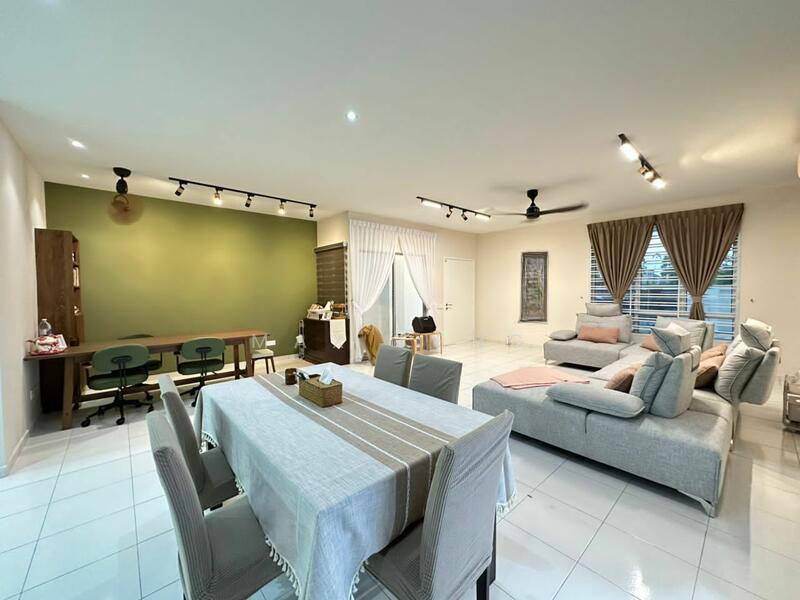 Setia Tropika Setias Tropikas - 5