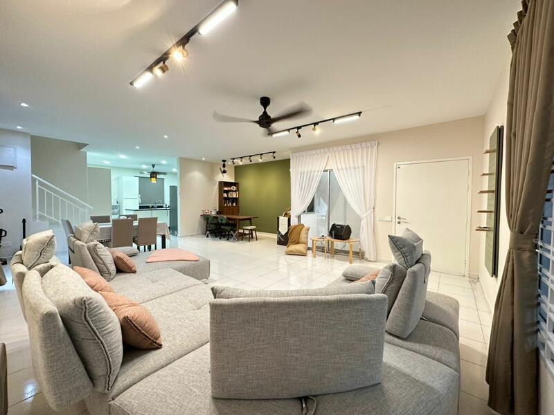 Setia Tropika Setias Tropikas - 4