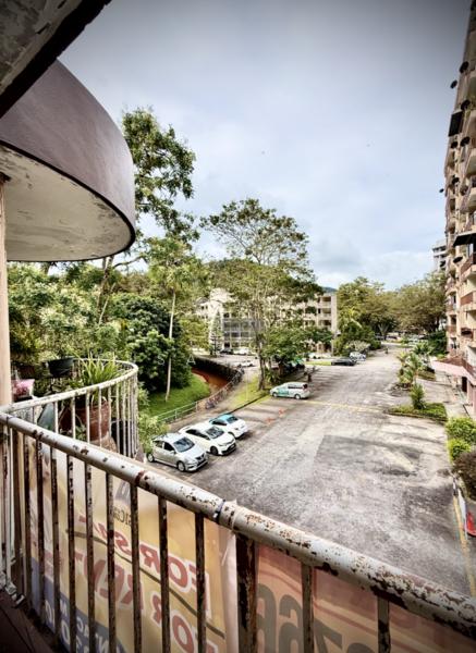 Bayu Emas Apartments - 4
