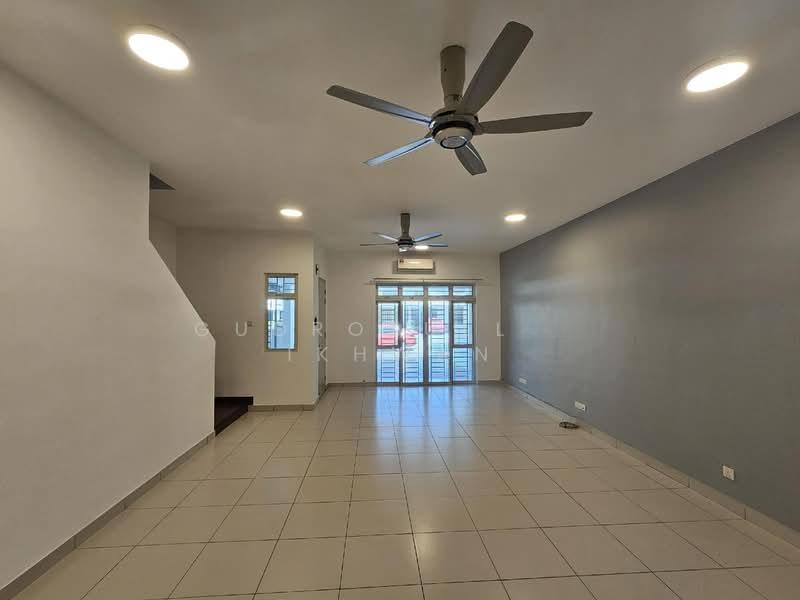 The Pines Terrace Presint 11 - 3