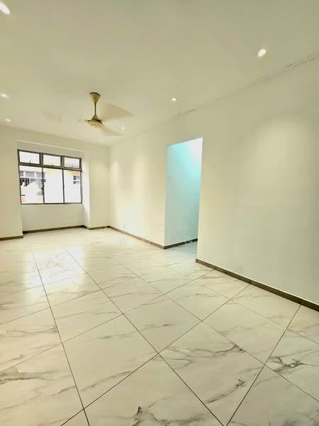 Flat Bukit Indah - 3