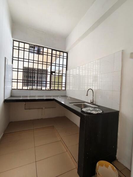 Putri Ria Apartment - 5