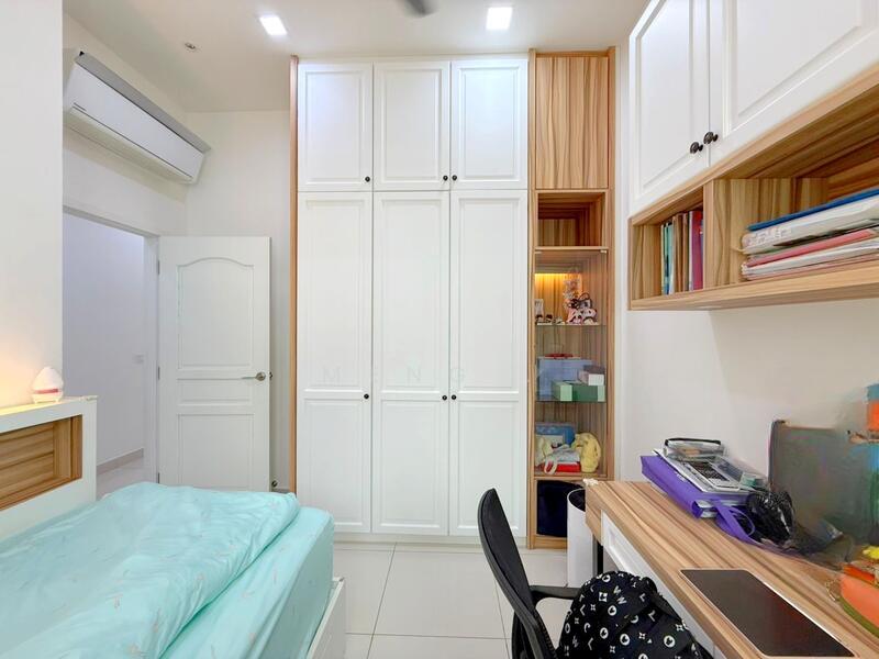 Setia Tri-angle - 2